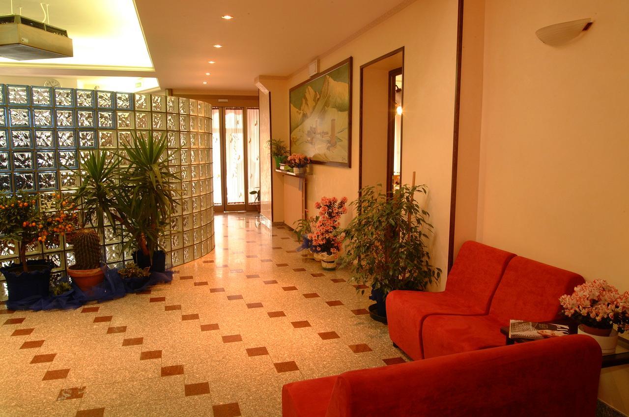 Hotel Valentino Perosa Argentina Extérieur photo