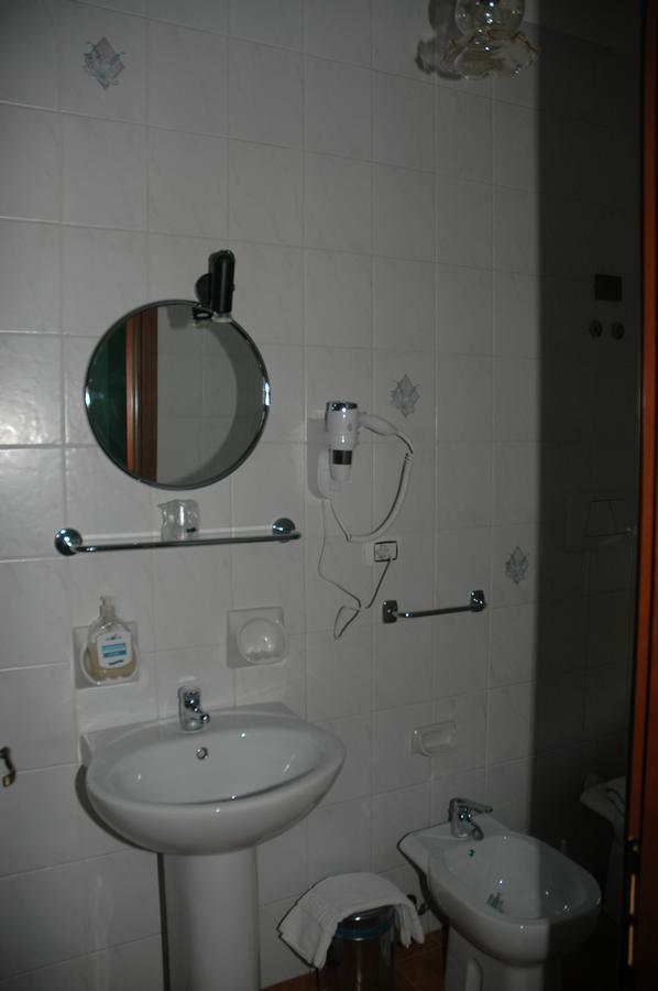 Hotel Valentino Perosa Argentina Extérieur photo